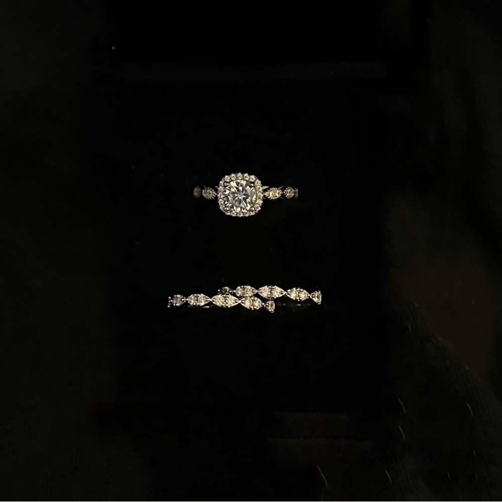 Sterling silver art deco style three ring set - size 6